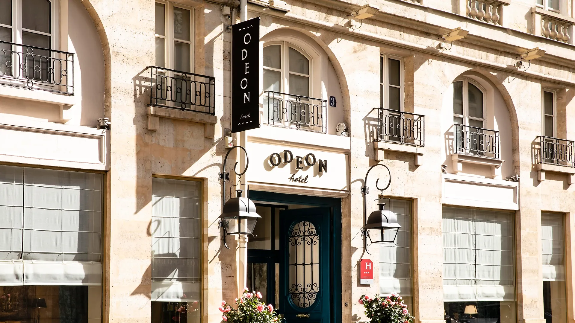 Odeon Hotel 3*